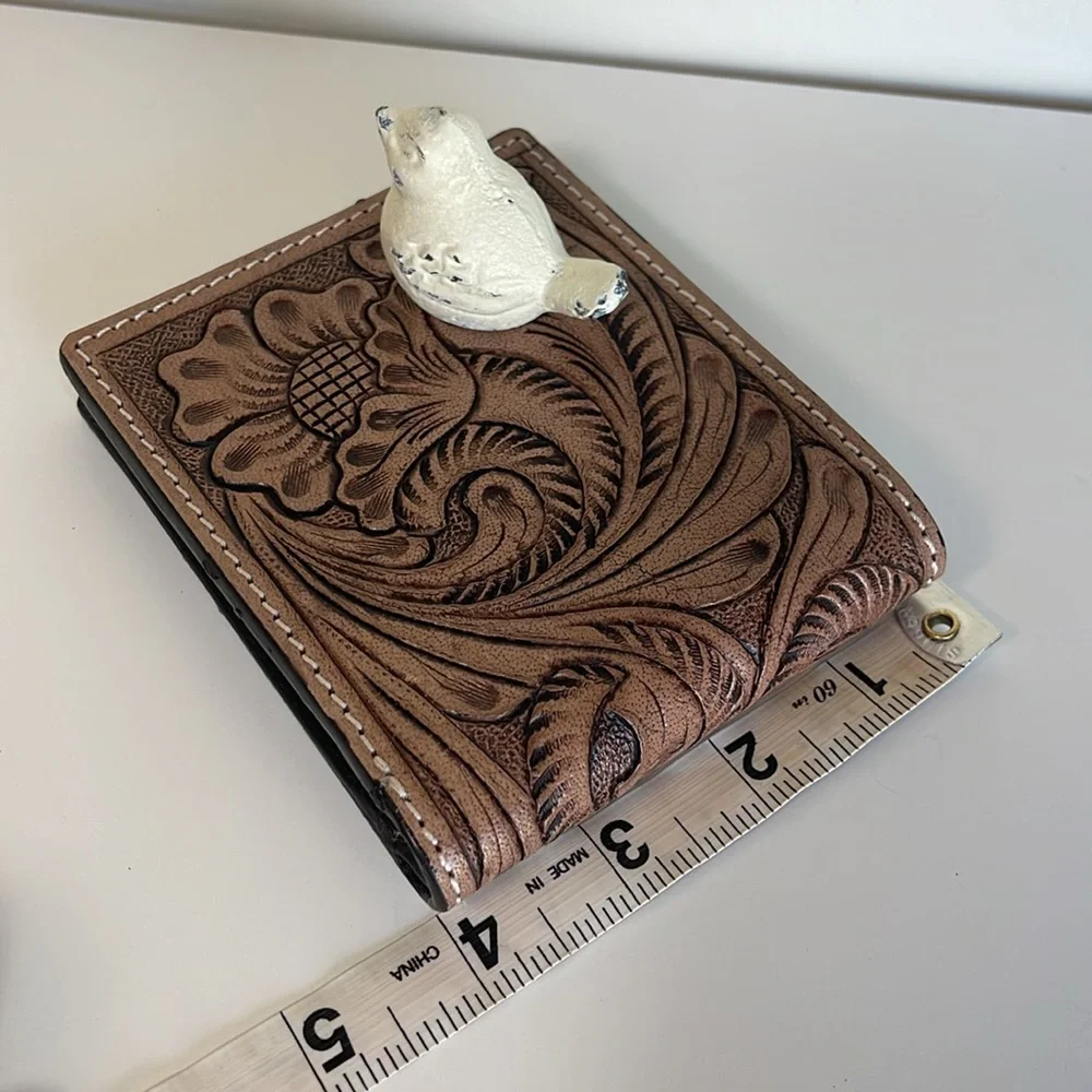 Men’s Tooled Wallet